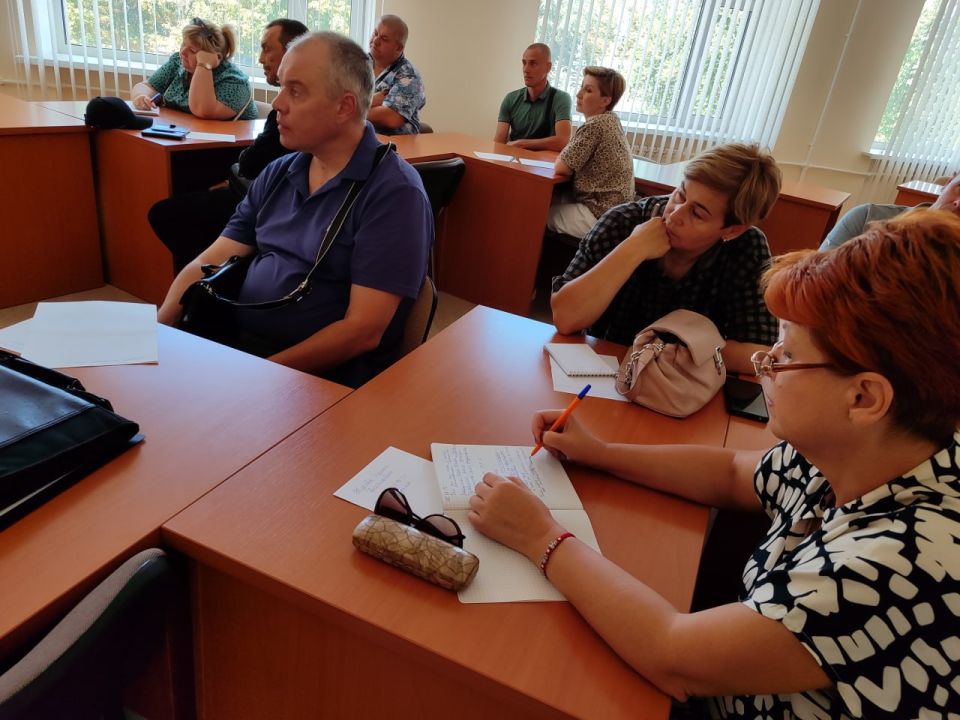 По поручению Главы ДНР Дениса Пушилина заместитель начальника управления опеки и попечительства Минтруда ДНР Татьяна Малиновская организовала и провела встречу с кандидатами в опекуны, попечителями и усыновителями По поручению Главы ДНР Дениса Пушилина заместитель начальника управления опеки и попечительства Минтруда ДНР Татьяна Малиновская организовала и провела встречу с кандидатами в опекуны, попечителями и усыновителями