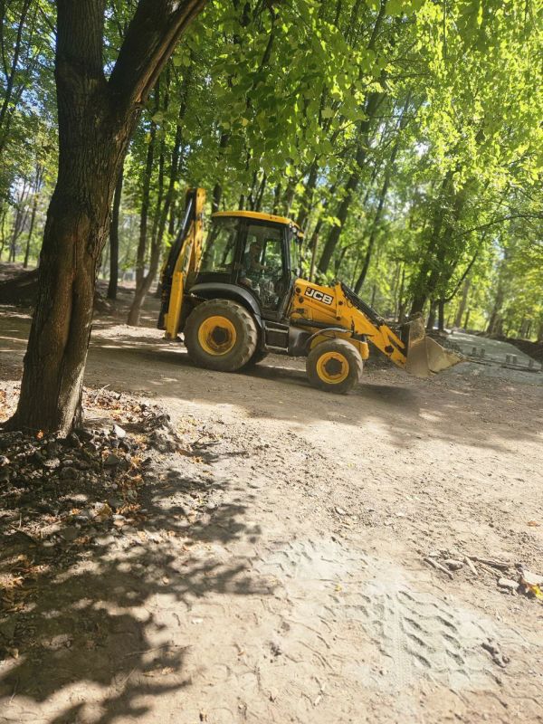 Депутаты муниципального совета в составе мониторинговой группы по благоустройству в рамках федерального проекта «Формирование комфортной городской среды» Депутаты муниципального совета в составе мониторинговой группы по благоустройству в рамках федерального проекта «Формирование комфортной городской среды»