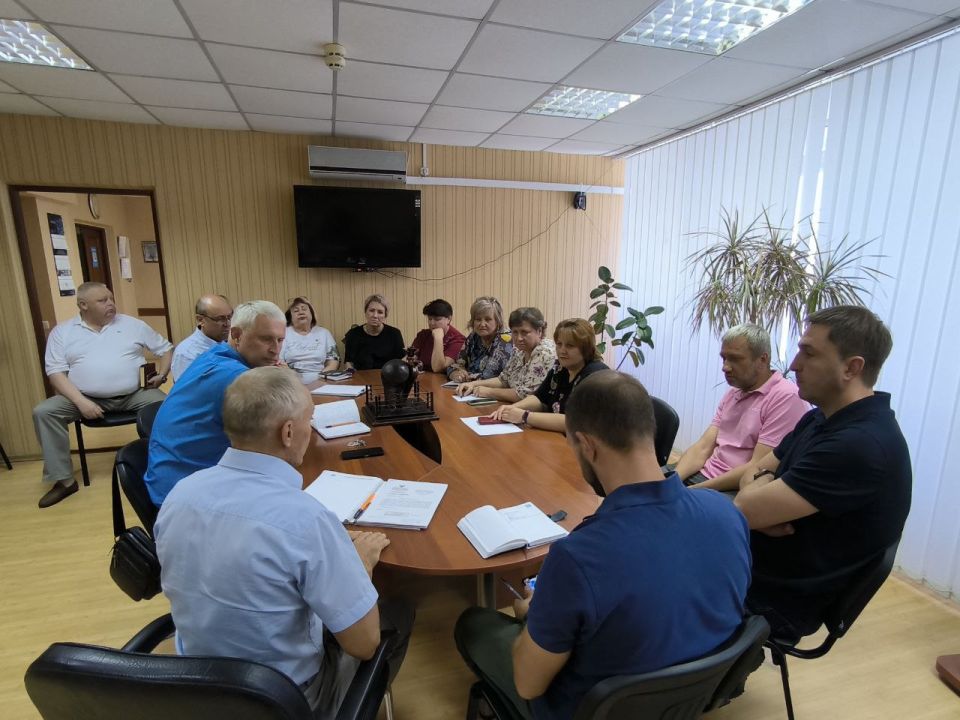 По поручению Главы ДНР Дениса Пушилина, продолжаются встречи с жителями и трудовыми коллективами городского округа Донецк По поручению Главы ДНР Дениса Пушилина, продолжаются встречи с жителями и трудовыми коллективами городского округа Донецк