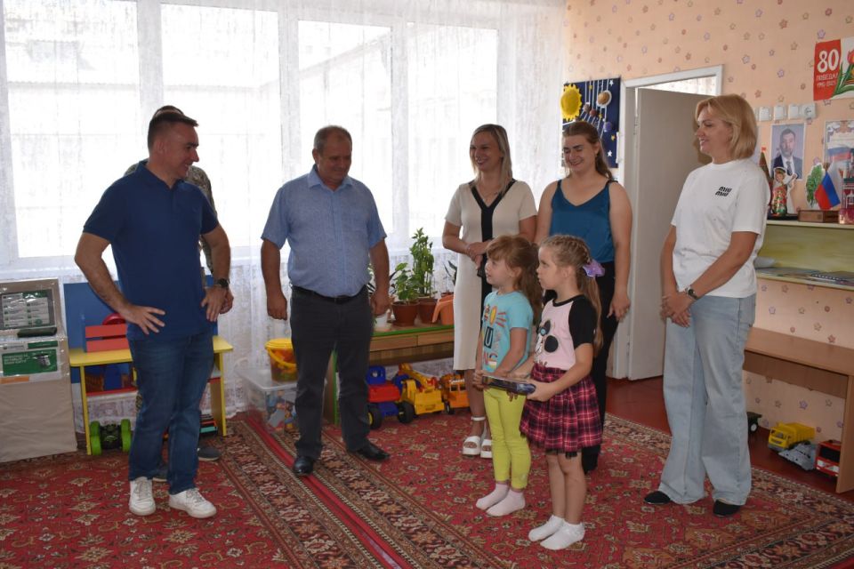 Делегация из Петушинского района Владимирской области с рабочим визитом посетила Кировское Делегация из Петушинского района Владимирской области с рабочим визитом посетила Кировское