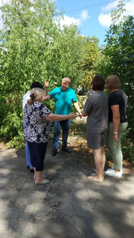 Согласно поручению муниципального штаба по вопросу здравоохранения на территории муниципального образования городского округа Дебальцево, с целью выявления и оперативного решения проблемных вопросов в сфере эффективного... Согласно поручению муниципального штаба по вопросу здравоохранения на территории муниципального образования городского округа Дебальцево, с целью выявления и оперативного решения проблемных вопросов в сфере эффективного...