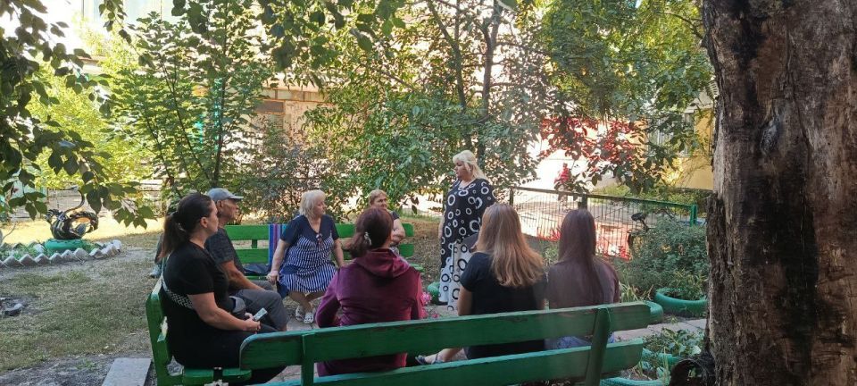 Депутаты Макеевского городского совета провели встречи с жителями города Депутаты Макеевского городского совета провели встречи с жителями города