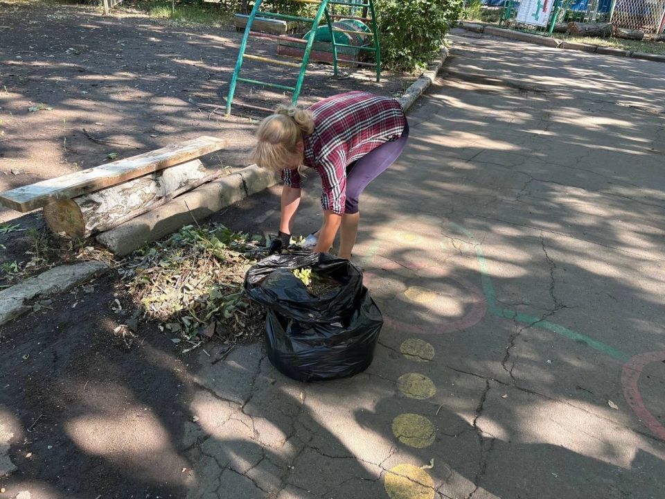 Субботник – маленькое, но важное дело, которое по силам каждому Субботник – маленькое, но важное дело, которое по силам каждому
