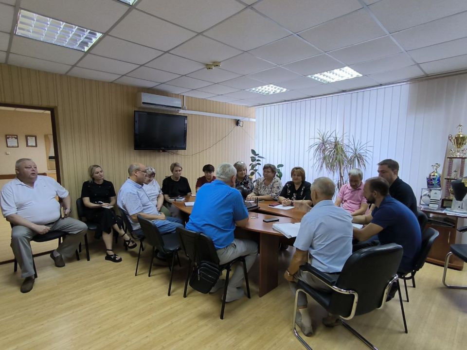 По поручению Главы ДНР Дениса Пушилина, продолжаются встречи с жителями и трудовыми коллективами городского округа Донецк По поручению Главы ДНР Дениса Пушилина, продолжаются встречи с жителями и трудовыми коллективами городского округа Донецк