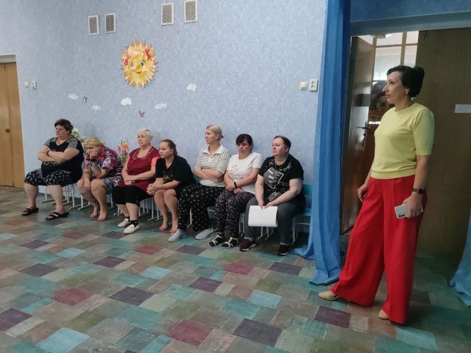 В Кировском внутригородском районе продолжаются встречи с населением В Кировском внутригородском районе продолжаются встречи с населением