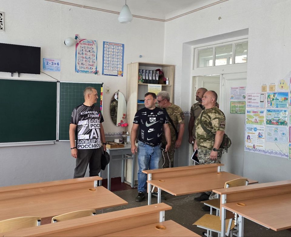 Председатель #Комитет_по_поддержке_участников_СВО Дмитрий Огилец по поручению Главы Донецкой Народной Республики Дениса Пушилина и во исполнение распоряжения Председателя Народного Совета Константина Кузьмина проверил... Председатель #Комитет_по_поддержке_участников_СВО Дмитрий Огилец по поручению Главы Донецкой Народной Республики Дениса Пушилина и во исполнение распоряжения Председателя Народного Совета Константина Кузьмина проверил...