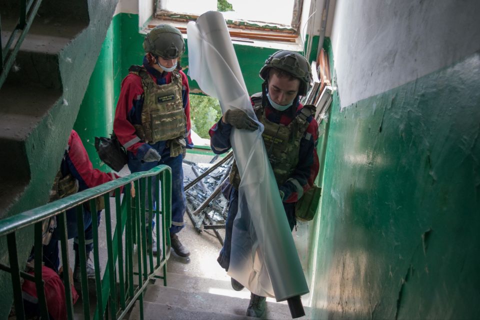 Сводная группировка ВСКС на ликвидации последствий обстрела Сводная группировка ВСКС на ликвидации последствий обстрела