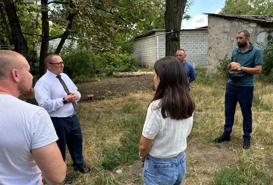 Заместитель Председателя Народного Совета ДНР Андрей Крамар (фракция "ЛДПР") провел сход граждан в Макеевке Заместитель Председателя Народного Совета ДНР Андрей Крамар (фракция "ЛДПР") провел сход граждан в Макеевке
