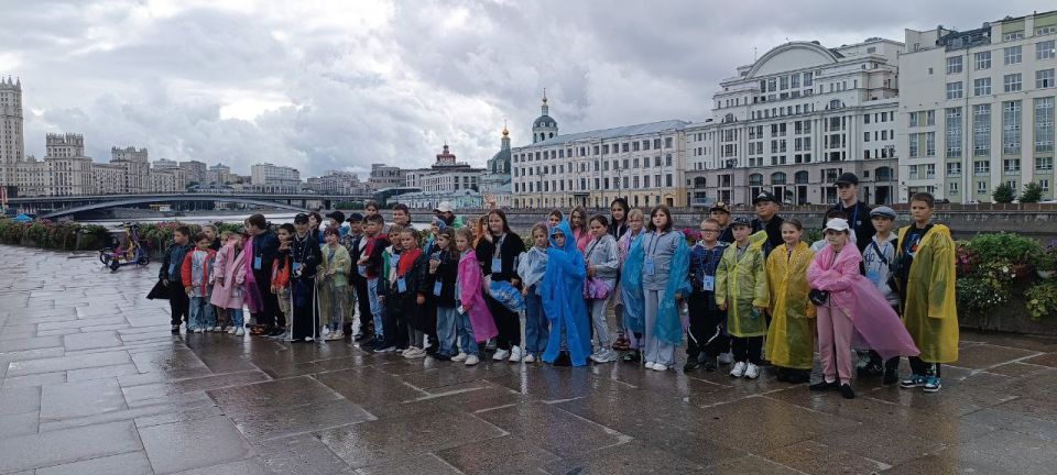 Ребята из Докучаевска в Москве Ребята из Докучаевска в Москве