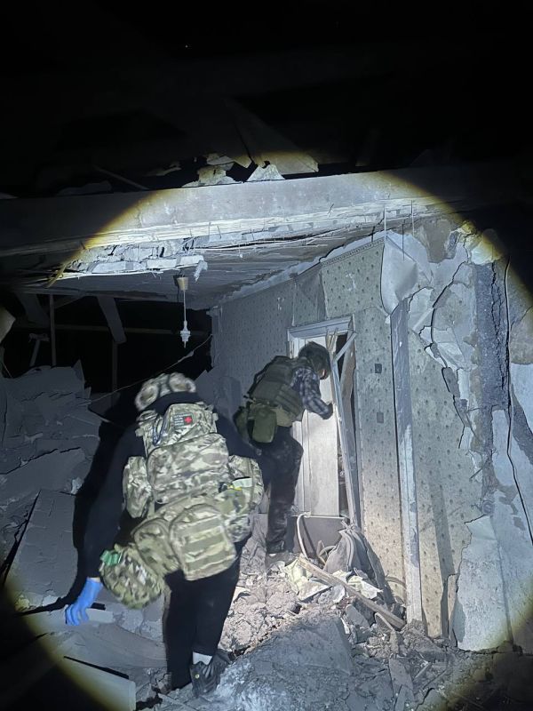 Ребята из Донецкого штаба Народной Дружины оказали первую помощь пострадавшим во время ночного налёта беспилотников Ребята из Донецкого штаба Народной Дружины оказали первую помощь пострадавшим во время ночного налёта беспилотников