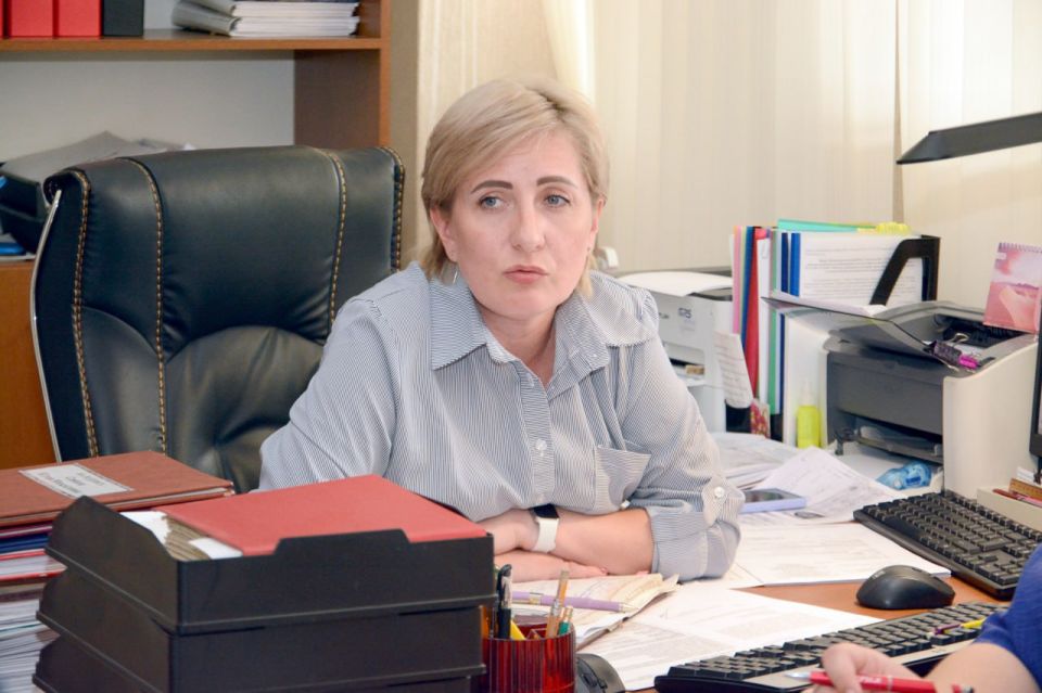 Заместитель Председателя Народного Совета ДНР Алексей Дорофеев (фракция «Новые люди») провел встречу с трудовым коллективом ЗАГСа №7 в Ленинском районе Донецка Заместитель Председателя Народного Совета ДНР Алексей Дорофеев (фракция «Новые люди») провел встречу с трудовым коллективом ЗАГСа №7 в Ленинском районе Донецка