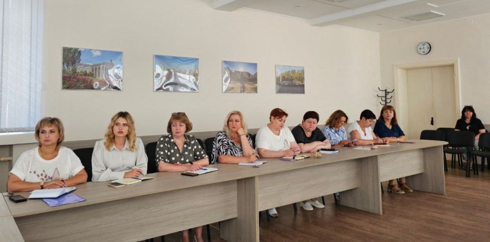 Татьяна Копылова: Сегодня, 19 августа, провела аппаратное совещание Татьяна Копылова: Сегодня, 19 августа, провела аппаратное совещание
