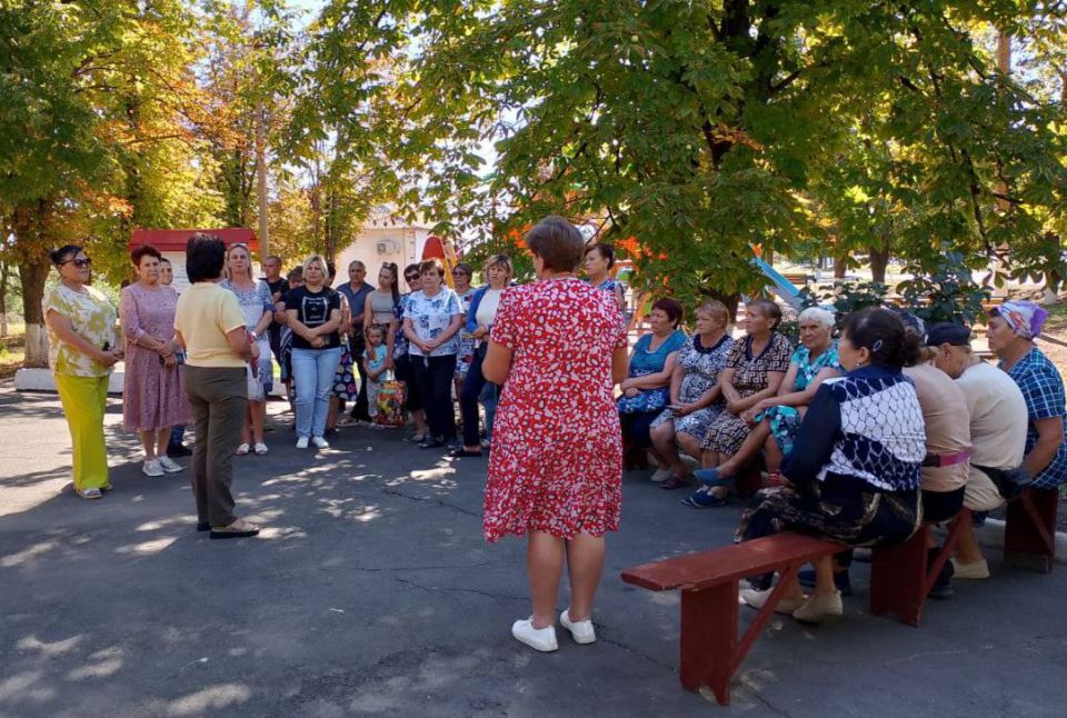 Наталья Великодная: Сегодня провела встречу с жителями села Свободное Наталья Великодная: Сегодня провела встречу с жителями села Свободное