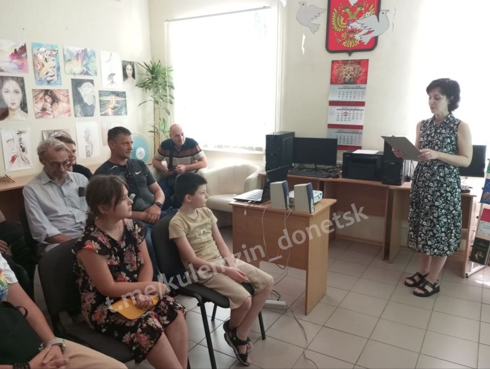 К 105-летию со дня рождения Владимира Ивановича Дегтярёва в библиотеках Централизованной библиотечной системы для взрослых прошли мероприятия, посвященные юбилейной дате: состоялись беседы и вечера памяти, были показаны... К 105-летию со дня рождения Владимира Ивановича Дегтярёва в библиотеках Централизованной библиотечной системы для взрослых прошли мероприятия, посвященные юбилейной дате: состоялись беседы и вечера памяти, были показаны...