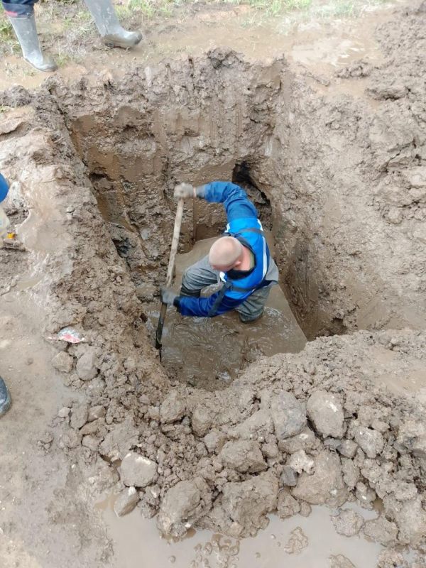 Масштабную аварию в Енакиево устранила бригада Ленобласти Масштабную аварию в Енакиево устранила бригада Ленобласти