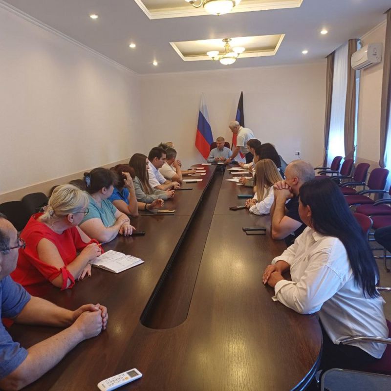 Состоялось первое заседание Общественного совета при Минсельхозе ДНР Состоялось первое заседание Общественного совета при Минсельхозе ДНР
