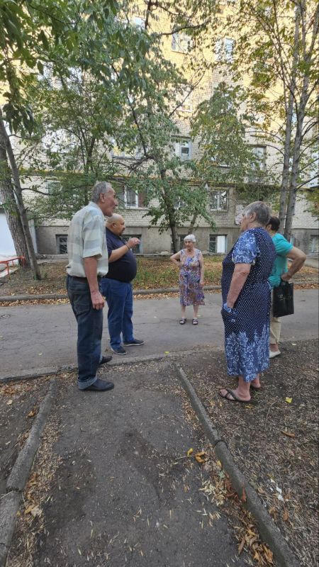 Депутат Андрей Боряк (фракция «Единая Россия»), #Комитет_по_здравоохранению_охране_материнства_и_детства, во исполнение поручения Главы ДНР Дениса Пушилина провел сход граждан Депутат Андрей Боряк (фракция «Единая Россия»), #Комитет_по_здравоохранению_охране_материнства_и_детства, во исполнение поручения Главы ДНР Дениса Пушилина провел сход граждан