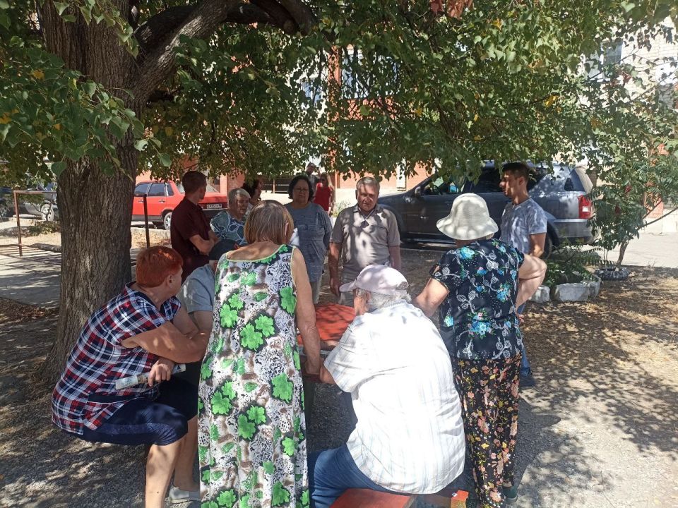 Николай Михайлов: 19 августа провел встречу с жителями улицы Орджоникидзе города Комсомольское Николай Михайлов: 19 августа провел встречу с жителями улицы Орджоникидзе города Комсомольское