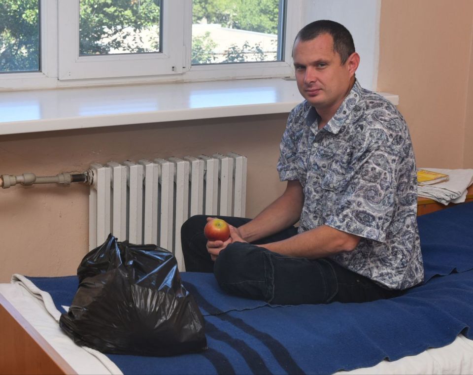 В светлый праздник Яблочного Спаса актив Женского движения Единой России проведали раненых военнослужащих в больнице В светлый праздник Яблочного Спаса актив Женского движения Единой России проведали раненых военнослужащих в больнице