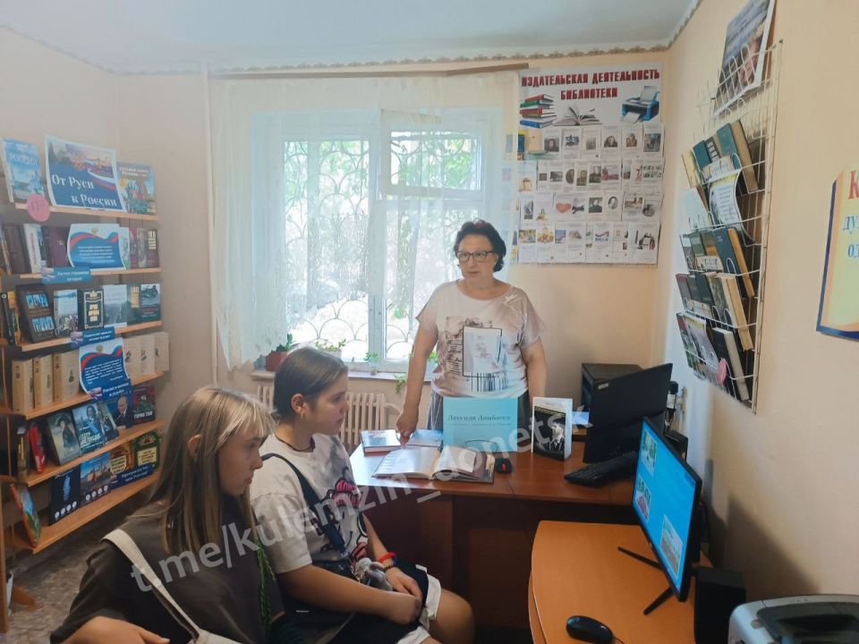 К 105-летию со дня рождения Владимира Ивановича Дегтярёва в библиотеках Централизованной библиотечной системы для взрослых прошли мероприятия, посвященные юбилейной дате: состоялись беседы и вечера памяти, были показаны... К 105-летию со дня рождения Владимира Ивановича Дегтярёва в библиотеках Централизованной библиотечной системы для взрослых прошли мероприятия, посвященные юбилейной дате: состоялись беседы и вечера памяти, были показаны...