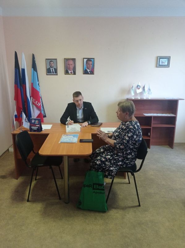 По поручению Главы ДНР Дениса Пушилина 20.08.2025 по адресу: г.Донецк, ул.6-я Александровка,16 состоялась встреча с жителями района, на которой присутствовали заместитель руководителя Управы Ленинского внутригородского... По поручению Главы ДНР Дениса Пушилина 20.08.2025 по адресу: г.Донецк, ул.6-я Александровка,16 состоялась встреча с жителями района, на которой присутствовали заместитель руководителя Управы Ленинского внутригородского...