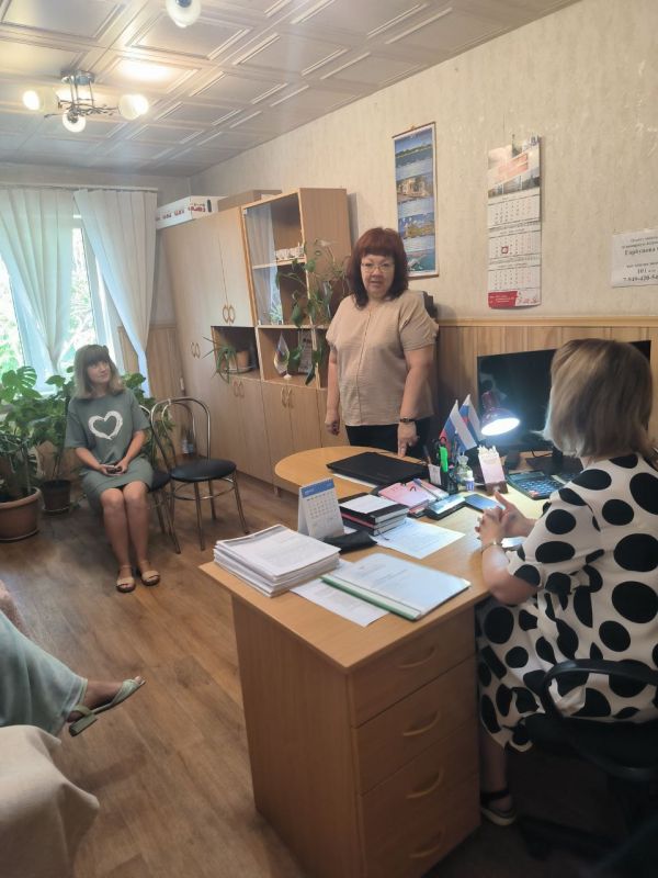 Встреча с коллективом центра социального обслуживания населения Буденновского района Встреча с коллективом центра социального обслуживания населения Буденновского района