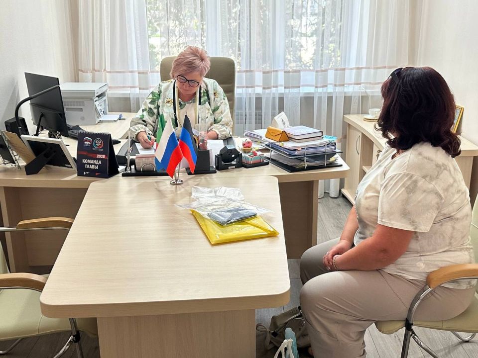 Роман Конев: Состоялся приём граждан заместителем председателя Горловского городского совета Донецкой Народной Республики первого созыва Наталией Ботвиной Роман Конев: Состоялся приём граждан заместителем председателя Горловского городского совета Донецкой Народной Республики первого созыва Наталией Ботвиной