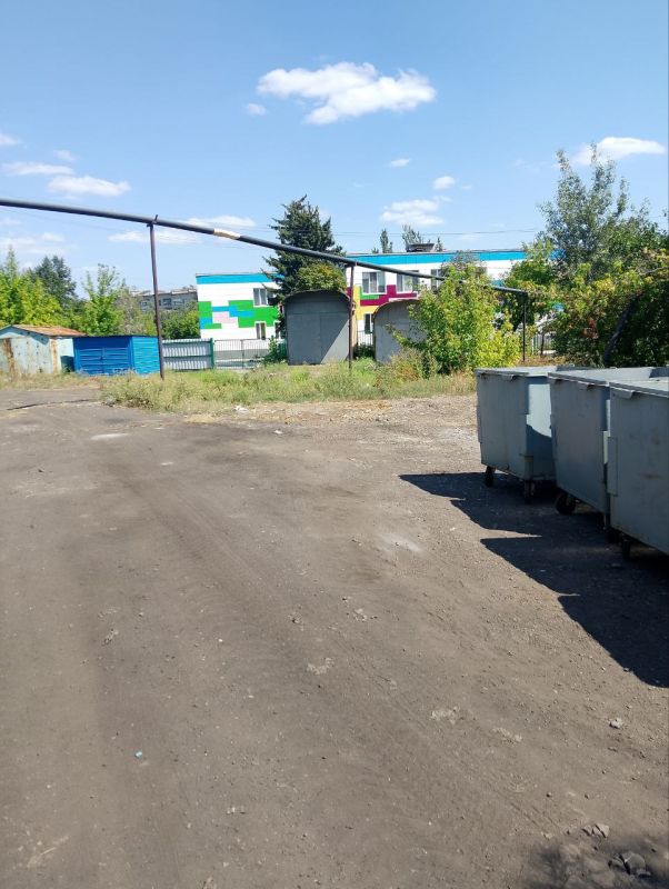 Сергей Желновач: С целью улучшения санитарного состояния городского округа Дебальцево, во исполнение поручения Главы Донецкой Народной Республики Дениса Владимировича Пушилина о вывозе несанкционированных свалок и... Сергей Желновач: С целью улучшения санитарного состояния городского округа Дебальцево, во исполнение поручения Главы Донецкой Народной Республики Дениса Владимировича Пушилина о вывозе несанкционированных свалок и...