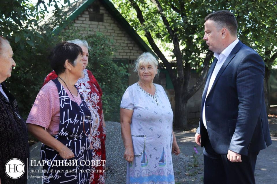 Константин Кузьмин: Провел сход жителей в поселке Старомихайловка Константин Кузьмин: Провел сход жителей в поселке Старомихайловка