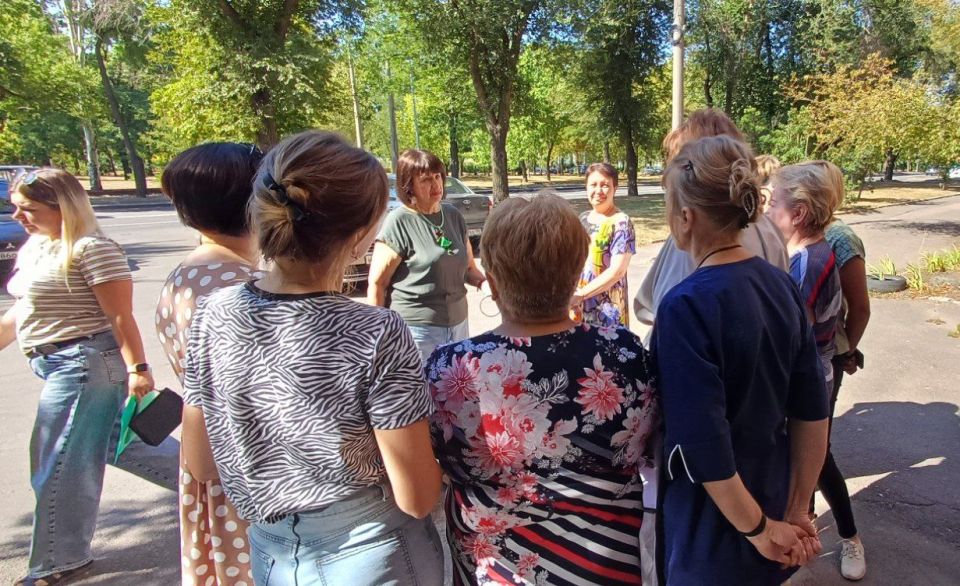 Валентин Левченко: Сегодня заместитель руководителя Управы Елена Михайловна Повалий провела встречу с коллективом филиала №7 ГБУ ДНР "Республиканский центр по предоставлению мер социальной поддержки" Валентин Левченко: Сегодня заместитель руководителя Управы Елена Михайловна Повалий провела встречу с коллективом филиала №7 ГБУ ДНР "Республиканский центр по предоставлению мер социальной поддержки"