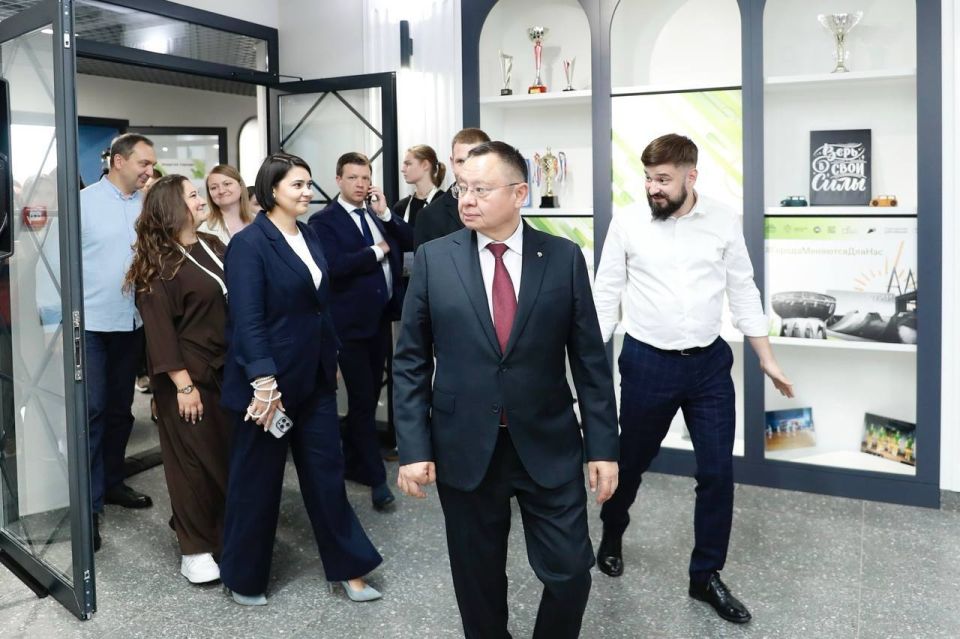 Глава Минстроя России Ирек Файзуллин поддержал идею создания Координационного совета по вовлечению молодежи в развитие городских пространств Глава Минстроя России Ирек Файзуллин поддержал идею создания Координационного совета по вовлечению молодежи в развитие городских пространств