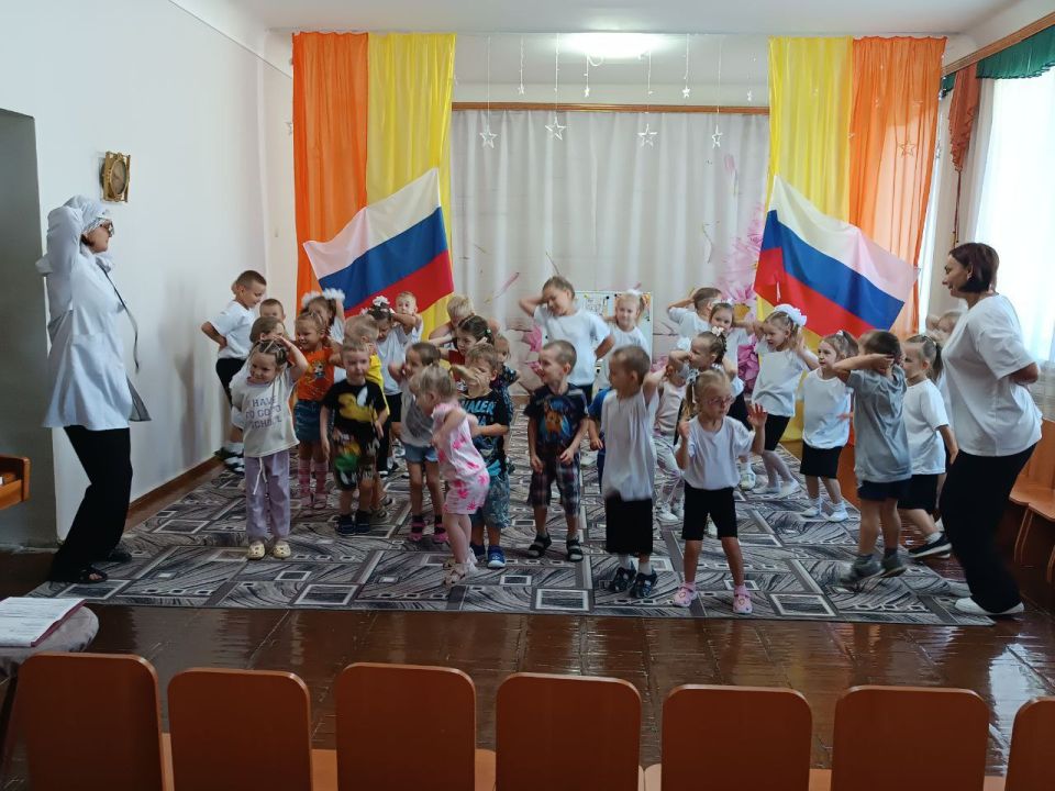 21 августа 2025 года в ГКДОУ «ДЕТСКИЙ САД № 5 «СОЛНЫШКО» ЯСИНОВАТСКОГО М.О.» ДНР в рамках проекта "Здоровое будущее" партии "Единая Россия" состоялось яркое мероприятие «В гостях у Айболита» 21 августа 2025 года в ГКДОУ «ДЕТСКИЙ САД № 5 «СОЛНЫШКО» ЯСИНОВАТСКОГО М.О.» ДНР в рамках проекта "Здоровое будущее" партии "Единая Россия" состоялось яркое мероприятие «В гостях у Айболита»