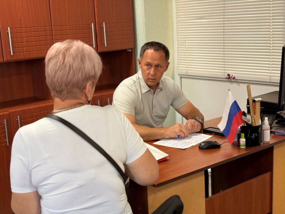 Александр Пеняев: Сегодня, 21 августа, в администрации округа провел личный прием граждан Александр Пеняев: Сегодня, 21 августа, в администрации округа провел личный прием граждан