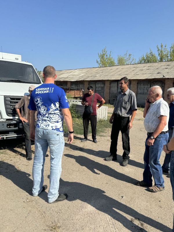 21 августа начальник Старобешевского территориального отдела Администрации Старобешевского муниципального округа Артем Ляшов провел встречу с трудовым коллективом МУП "Старобешевское" 21 августа начальник Старобешевского территориального отдела Администрации Старобешевского муниципального округа Артем Ляшов провел встречу с трудовым коллективом МУП "Старобешевское"