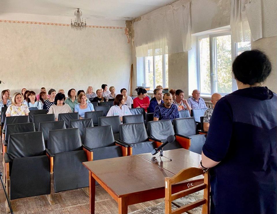 Виктория Жукова: Провела встречу с трудовым коллективом Филиала "Харцызское ПУВКХ" ГУП ДНР "Вода Донбасса" Виктория Жукова: Провела встречу с трудовым коллективом Филиала "Харцызское ПУВКХ" ГУП ДНР "Вода Донбасса"