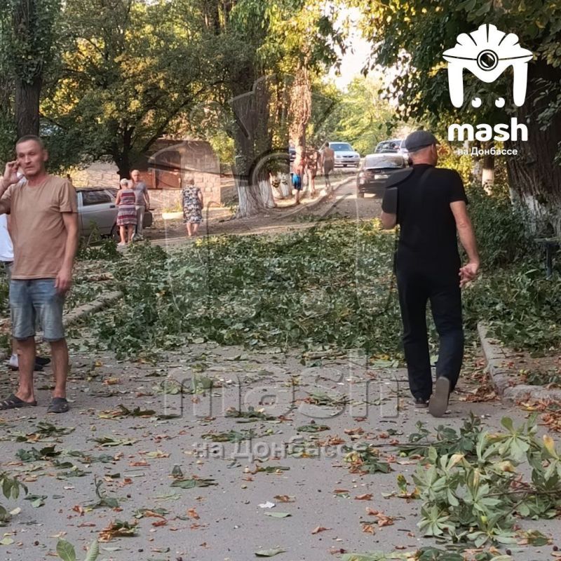 18+ В результате атаки дрона ВСУ по многоквартирному дому в Енакиево есть погибшие 18+ В результате атаки дрона ВСУ по многоквартирному дому в Енакиево есть погибшие