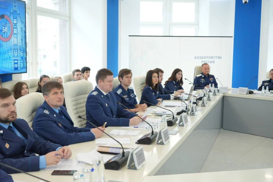 Заместитель руководителя Казначейства России Эли Исаев провел заседание Контрольной комиссии Федерального казначейства по рассмотрению результатов плановой проверки годового отчета об исполнении в 2024 году бюджета Донецкой... Заместитель руководителя Казначейства России Эли Исаев провел заседание Контрольной комиссии Федерального казначейства по рассмотрению результатов плановой проверки годового отчета об исполнении в 2024 году бюджета Донецкой...