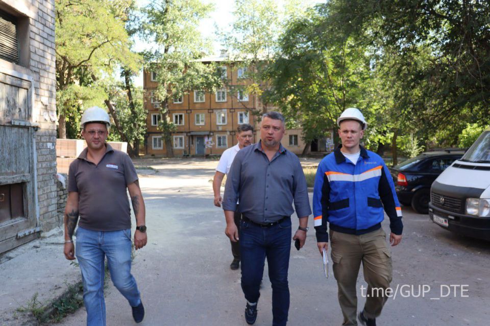 СЕРГЕЙ ПОЛХОВ ПРОИНСПЕКТИРОВАЛ РАБОТЫ ПО ПОДГОТОВКЕ К БУДУЩЕМУ ОТОПИТЕЛЬНОМУ СЕЗОНУ В КОТЕЛЬНОЙ БУДЕННОВСКОГО РАЙОНА ДОНЕЦКА СЕРГЕЙ ПОЛХОВ ПРОИНСПЕКТИРОВАЛ РАБОТЫ ПО ПОДГОТОВКЕ К БУДУЩЕМУ ОТОПИТЕЛЬНОМУ СЕЗОНУ В КОТЕЛЬНОЙ БУДЕННОВСКОГО РАЙОНА ДОНЕЦКА
