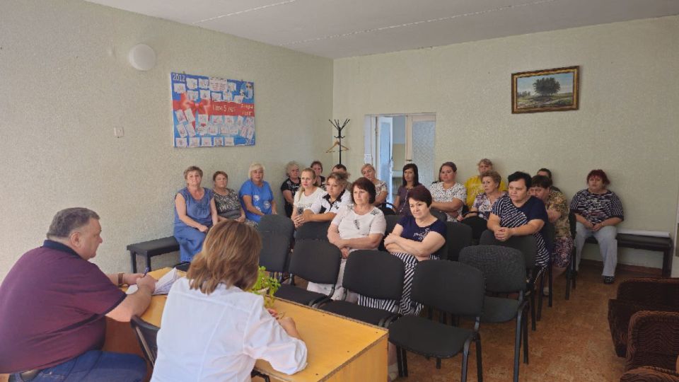 Диалог с главным врачом: жители города Докучаевска обсудили наболевшие вопросы здравоохранения Диалог с главным врачом: жители города Докучаевска обсудили наболевшие вопросы здравоохранения
