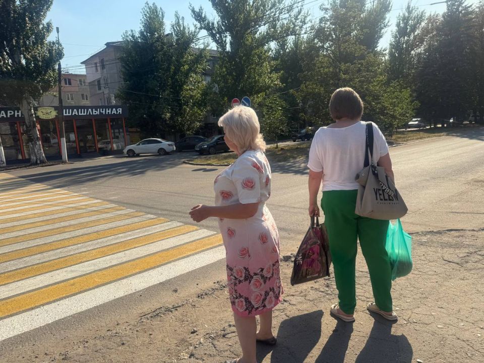 21 августа первый заместитель руководителя Управы Центрально-Городского района Инна Кисенко провела встречи с жителями в ГБОУ «Средняя школа № 15 городского округа Макеевка» и по адресу кв-л Железнодорожный 21 августа первый заместитель руководителя Управы Центрально-Городского района Инна Кисенко провела встречи с жителями в ГБОУ «Средняя школа № 15 городского округа Макеевка» и по адресу кв-л Железнодорожный