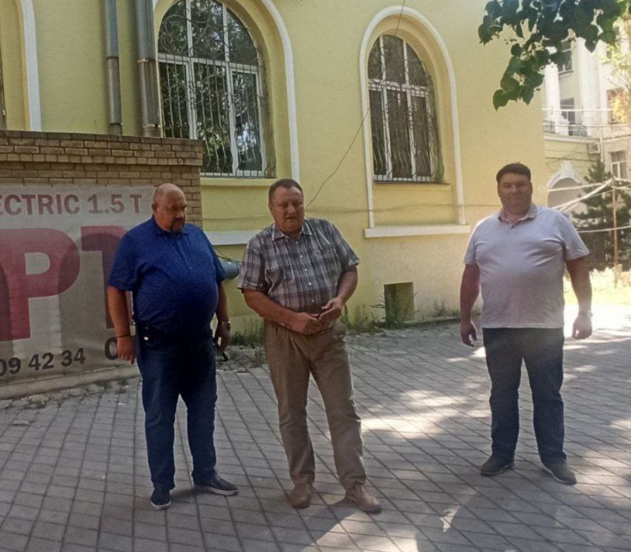 Валентин Левченко: Продолжаю серию встреч с коллективами организаций, расположенных на территории Киевского района Валентин Левченко: Продолжаю серию встреч с коллективами организаций, расположенных на территории Киевского района