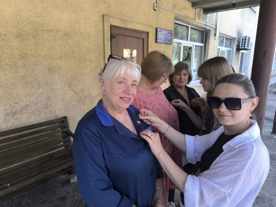 Всероссийская акция «Цвета Родины» Всероссийская акция «Цвета Родины»