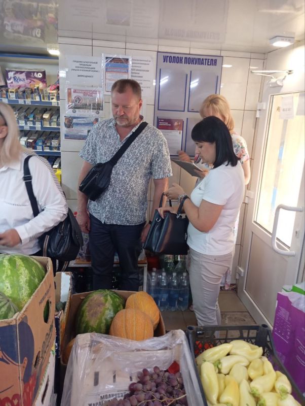 Рейд по объектам торговли. В целях осуществления проекта «Народный контроль» партии «Единая Россия», 22 августа 2025 года был проведен рейд по торговым объектам поселка городского типа Булавинское городского округа Енакиево... Рейд по объектам торговли. В целях осуществления проекта «Народный контроль» партии «Единая Россия», 22 августа 2025 года был проведен рейд по торговым объектам поселка городского типа Булавинское городского округа Енакиево...