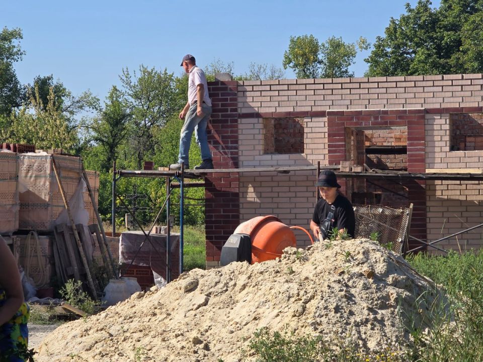 Сегодня по партийному проекту "Старший брат" сектор обеспечения деятельности комиссии по делам несовершеннолетних и защите их прав совместно с сектором по вопросам молодежной политики и "Движением Первых" провели масштабную... Сегодня по партийному проекту "Старший брат" сектор обеспечения деятельности комиссии по делам несовершеннолетних и защите их прав совместно с сектором по вопросам молодежной политики и "Движением Первых" провели масштабную...