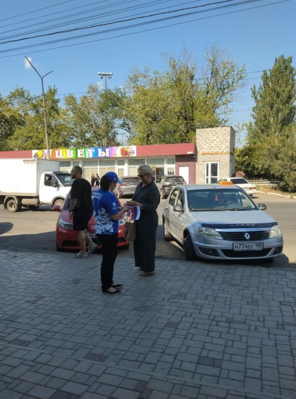 Александр Подгорный: 22 августа отмечается День Государственного флага Российской Федерации Александр Подгорный: 22 августа отмечается День Государственного флага Российской Федерации