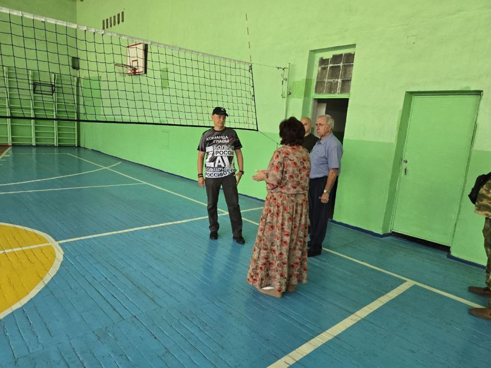 Дмитрий Огилец: По поручению Главы Донецкой Народной Республики и во исполнении Распоряжения Председателя Народного Совета депутаты проводят мониторинг готовности школ к новому учебному году Дмитрий Огилец: По поручению Главы Донецкой Народной Республики и во исполнении Распоряжения Председателя Народного Совета депутаты проводят мониторинг готовности школ к новому учебному году