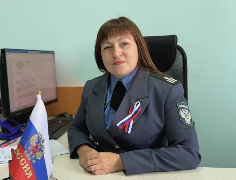 22 августа, в День Государственного флага Российской Федерации, сотрудники Управления Россельхознадзора по Донецкой Народной Республике и Луганской Народной Республике продемонстрировали свою преданность и гордость за... 22 августа, в День Государственного флага Российской Федерации, сотрудники Управления Россельхознадзора по Донецкой Народной Республике и Луганской Народной Республике продемонстрировали свою преданность и гордость за...