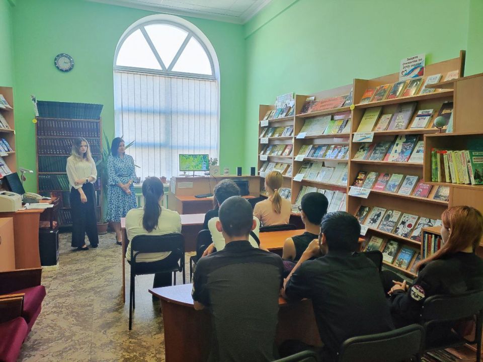 Иван Адамец: В библиотеке-филиале № 22 прошёл час поэзии «О малой Родине в стихах», посвящённый Дню города Иван Адамец: В библиотеке-филиале № 22 прошёл час поэзии «О малой Родине в стихах», посвящённый Дню города