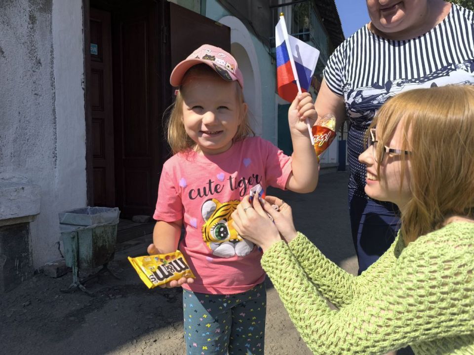 Роман Конев: В Никитовском районе Горловки прошла патриотическая акция «Российский триколор» Роман Конев: В Никитовском районе Горловки прошла патриотическая акция «Российский триколор»