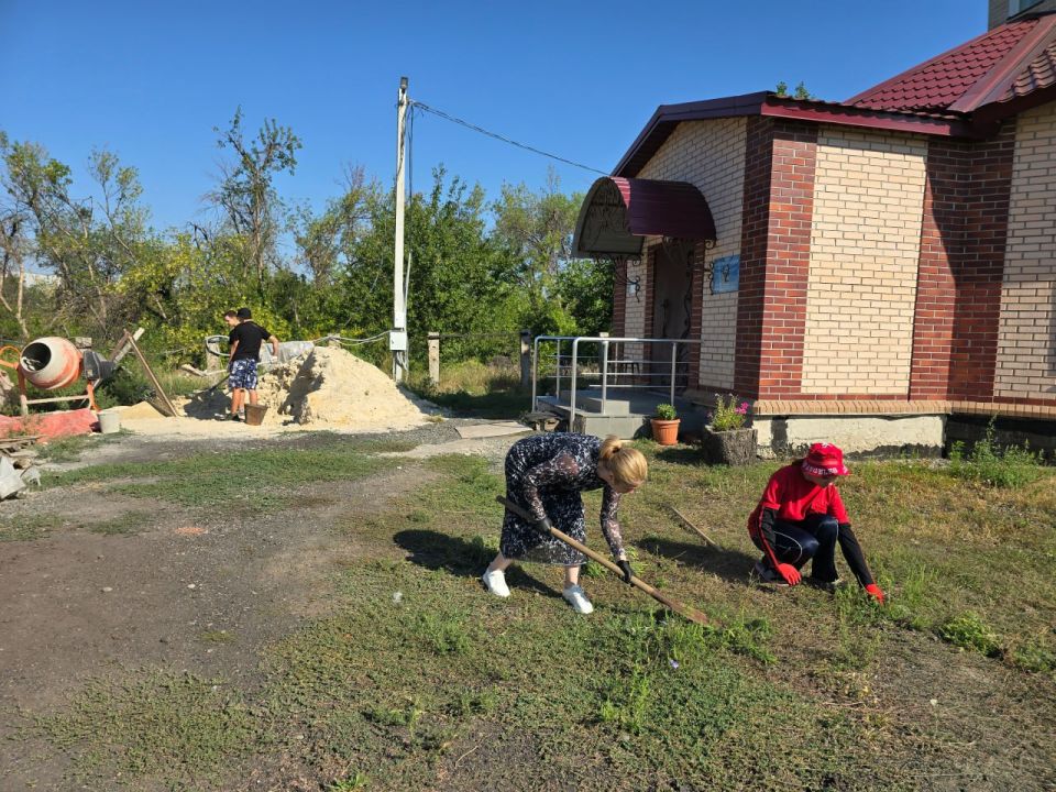 Сегодня по партийному проекту "Старший брат" сектор обеспечения деятельности комиссии по делам несовершеннолетних и защите их прав совместно с сектором по вопросам молодежной политики и "Движением Первых" провели масштабную... Сегодня по партийному проекту "Старший брат" сектор обеспечения деятельности комиссии по делам несовершеннолетних и защите их прав совместно с сектором по вопросам молодежной политики и "Движением Первых" провели масштабную...